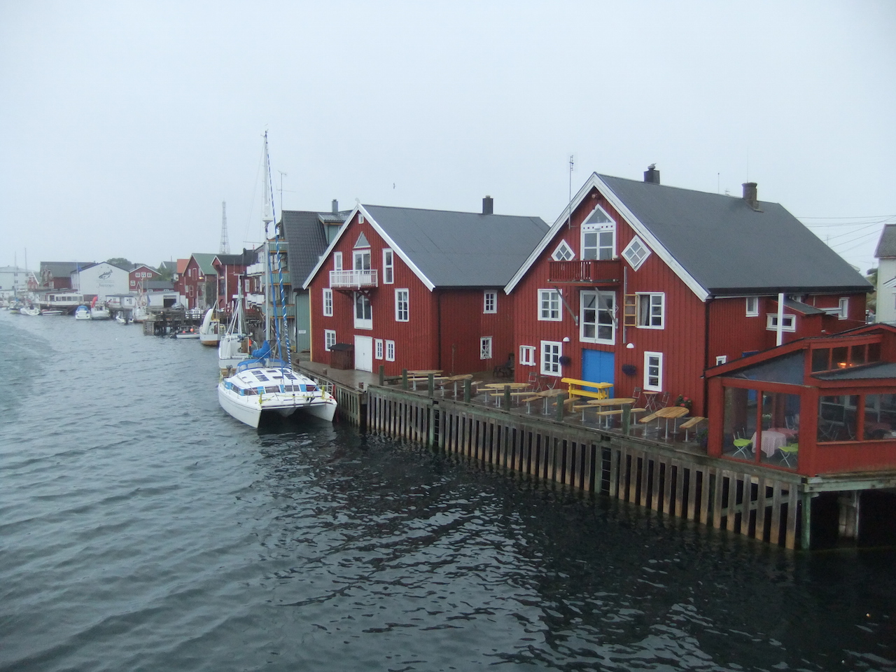 23 juli 2012 Henningsvaer –  68° 09’N 14° 12’E